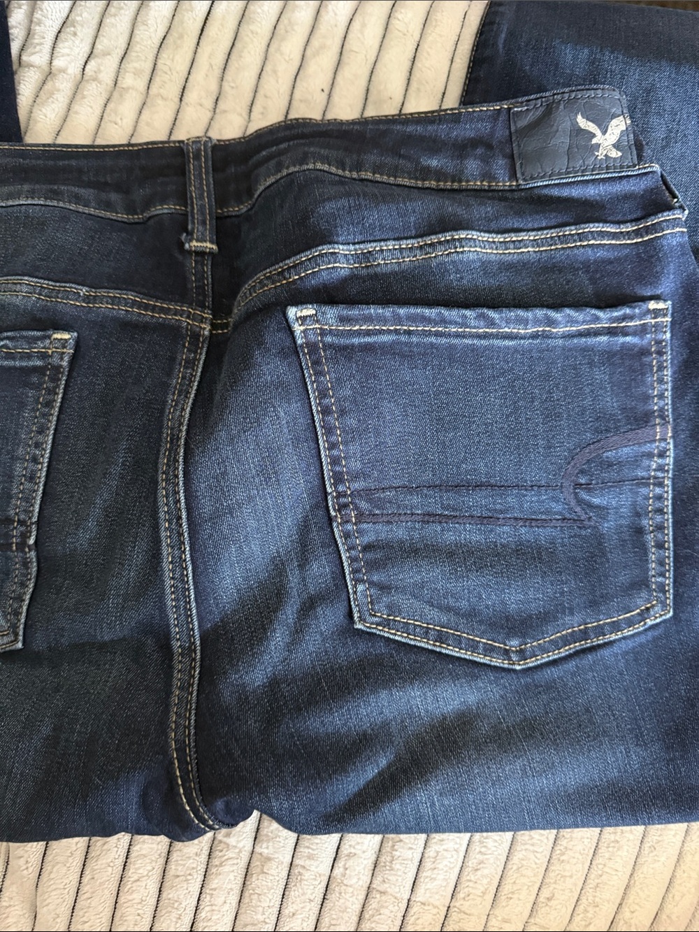 American Eagle Outfitters Dark Blue Skinny Jeans with Back Pocket Detail 0151